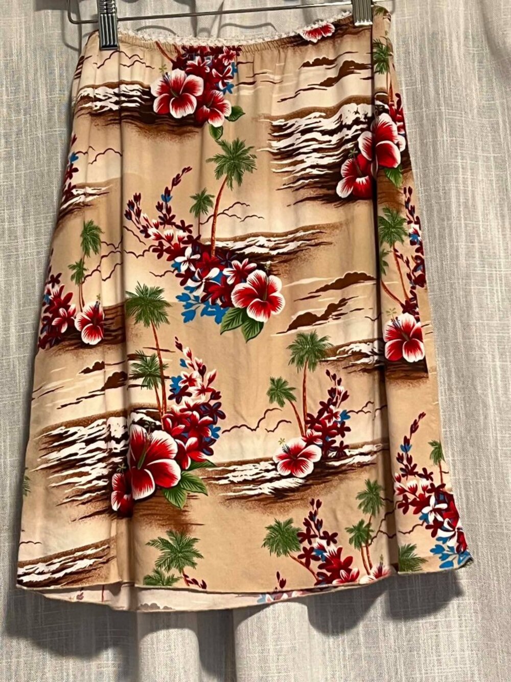 Vintage Y2K Roxy Hawaiian-Inspired Tropical Print Mimi Skirt Size S